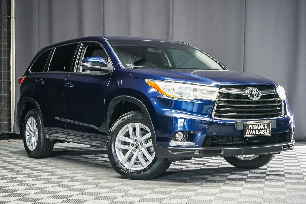 Toyota Kluger image 1