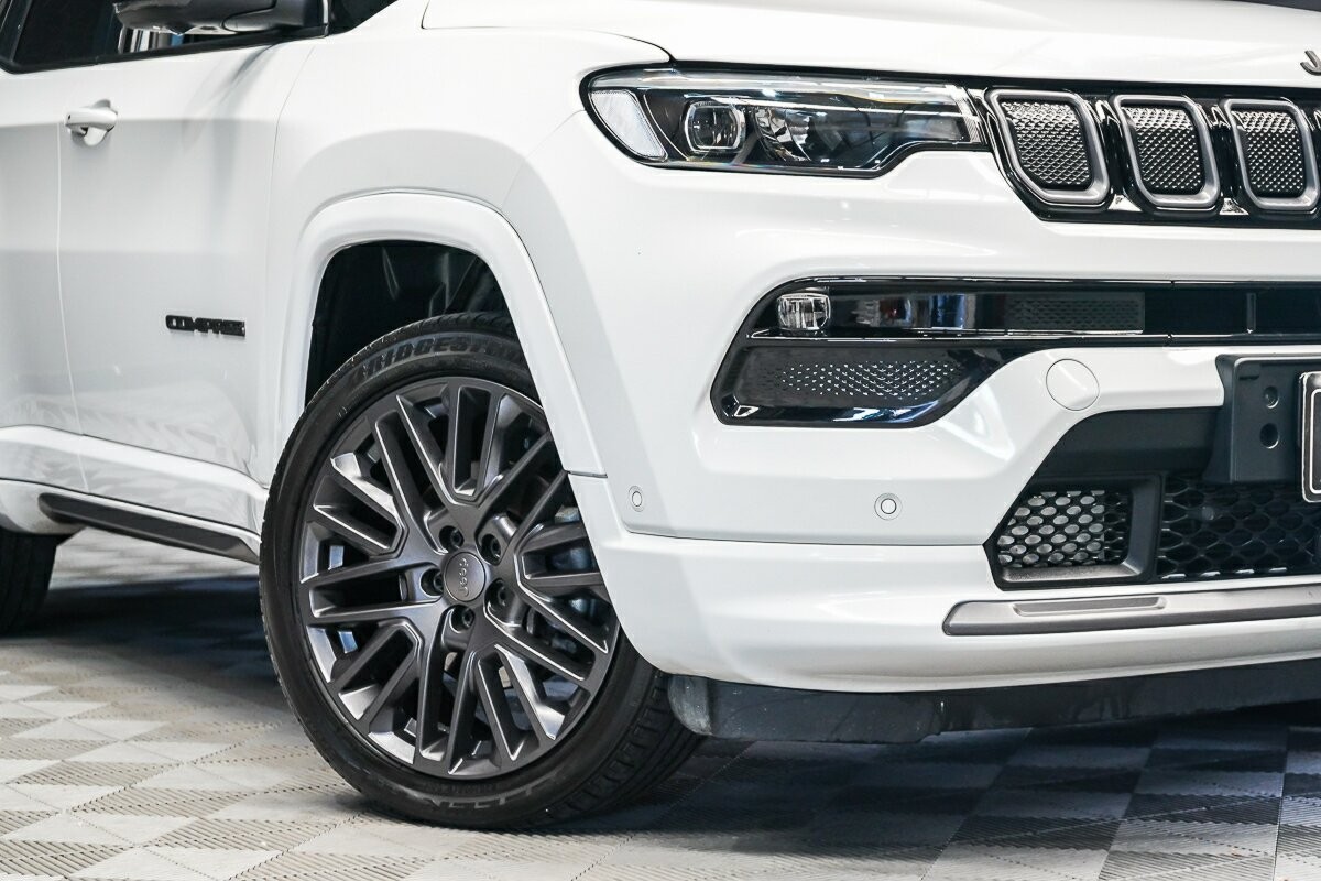 Jeep Compass image 2