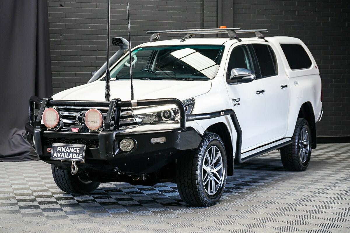 Toyota Hilux image 4