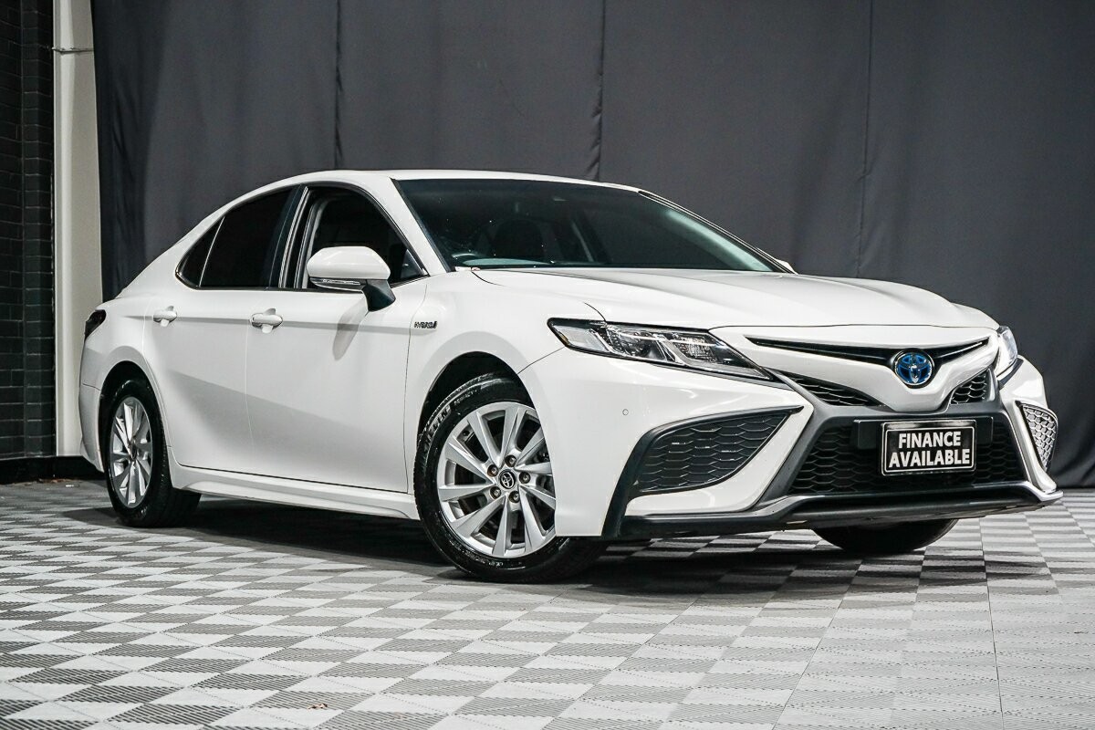 Toyota Camry image 1