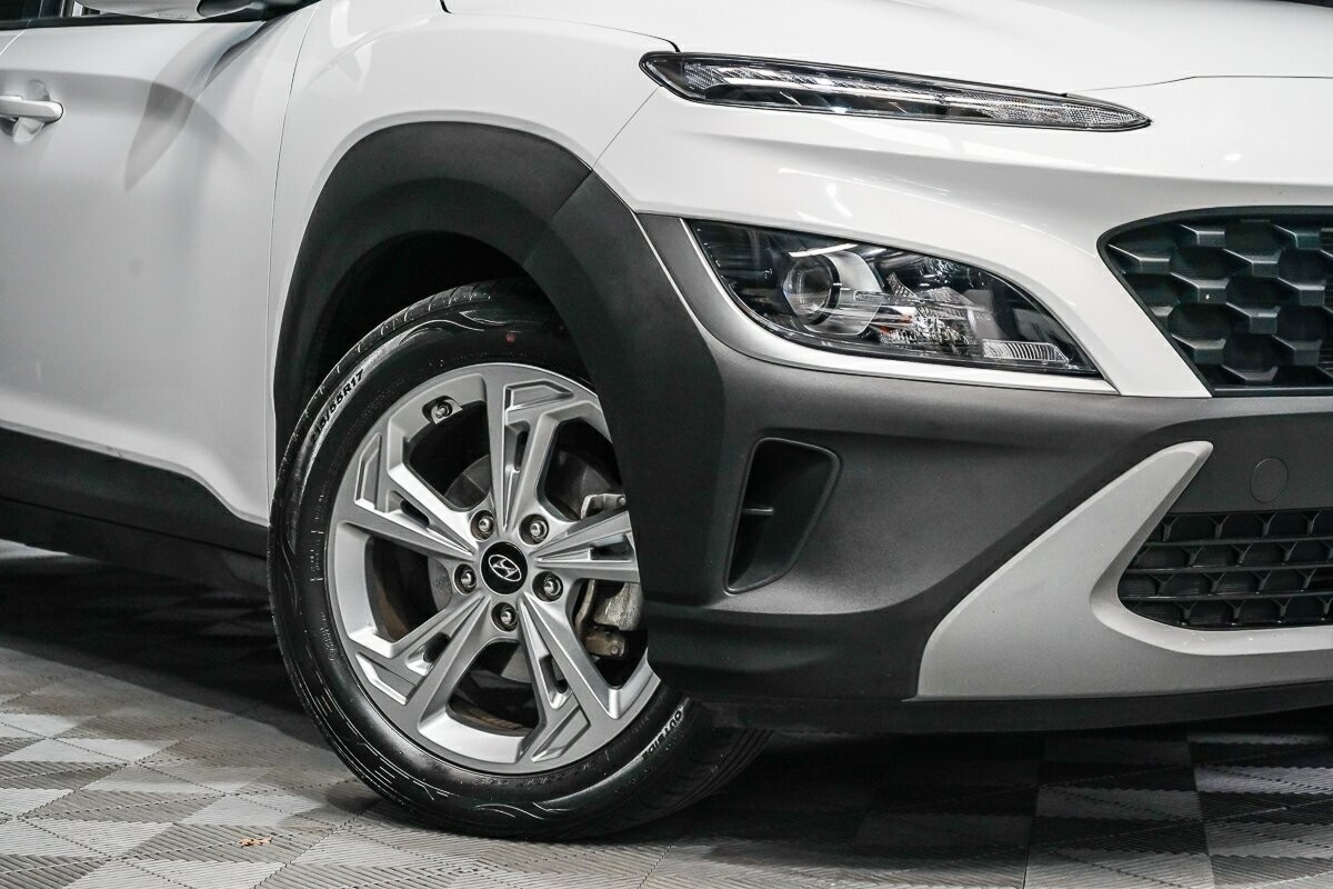 Hyundai Kona image 2