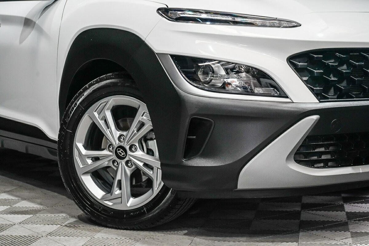 Hyundai Kona image 2