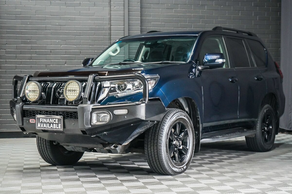 Toyota Landcruiser Prado image 3