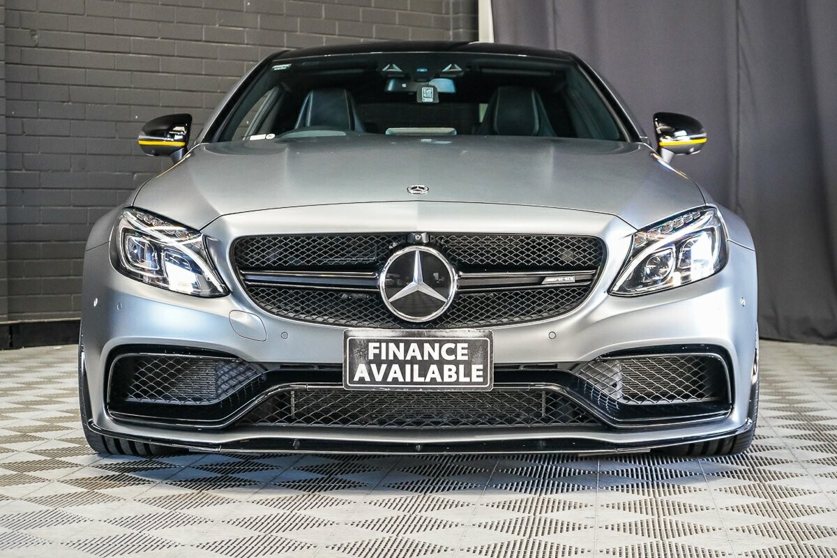 Mercedes Benz C-class image 3