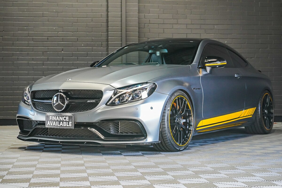 Mercedes Benz C-class image 4