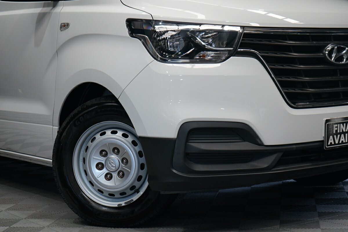Hyundai Iload image 2