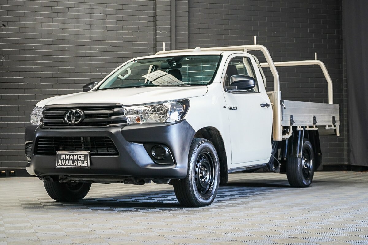 Toyota Hilux image 4