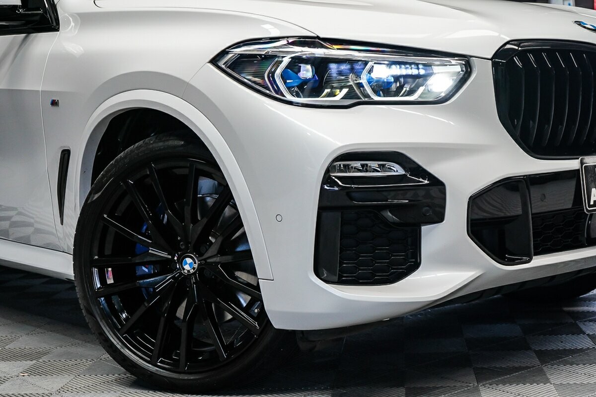 BMW X5 image 2