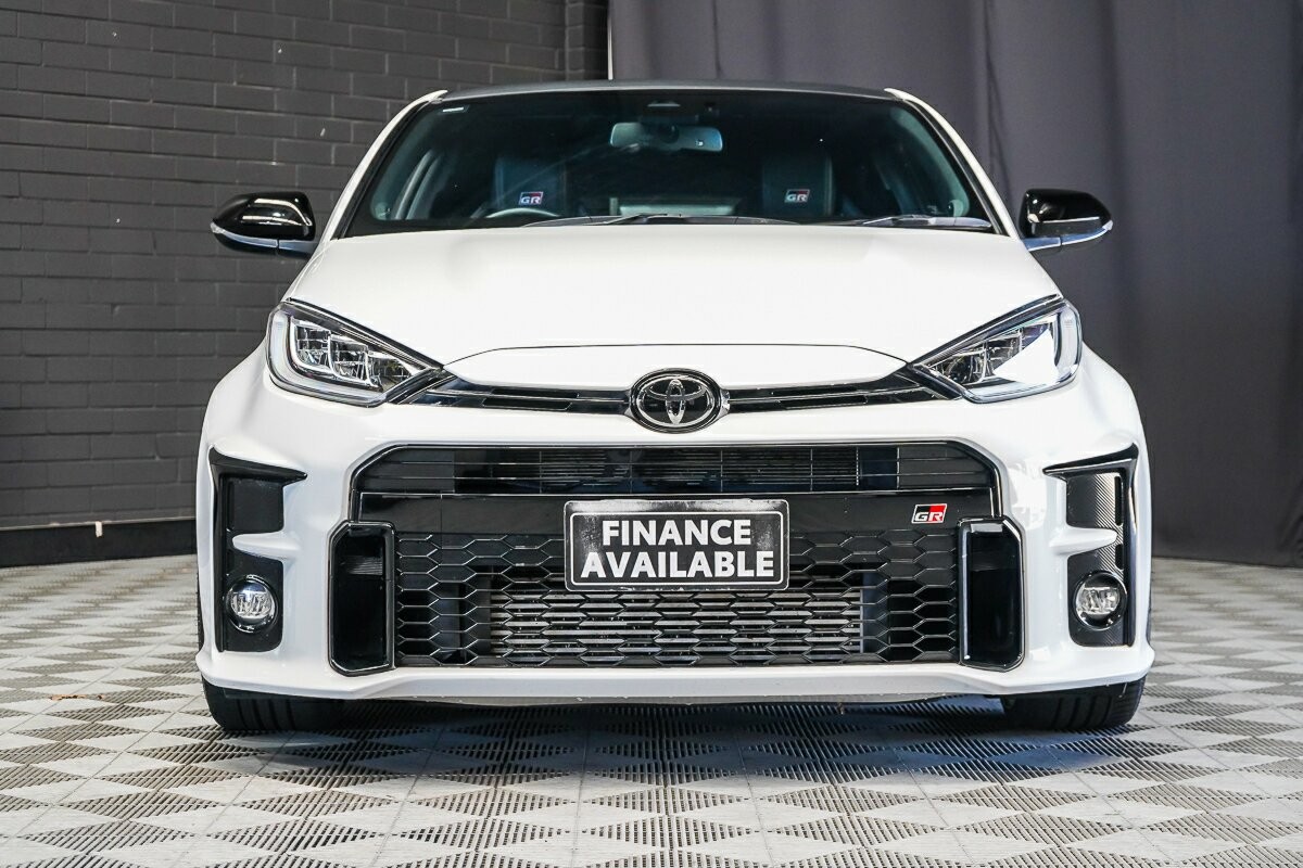 Toyota Yaris image 3