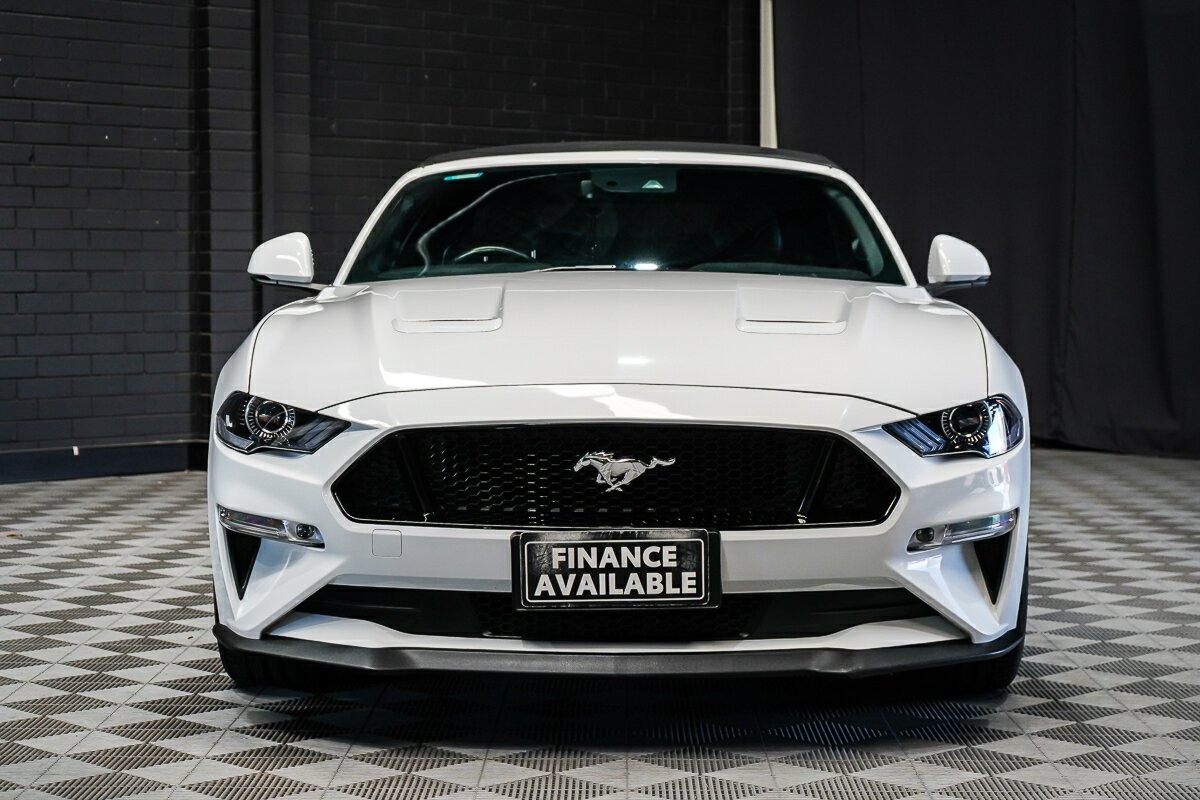 Ford Mustang image 3