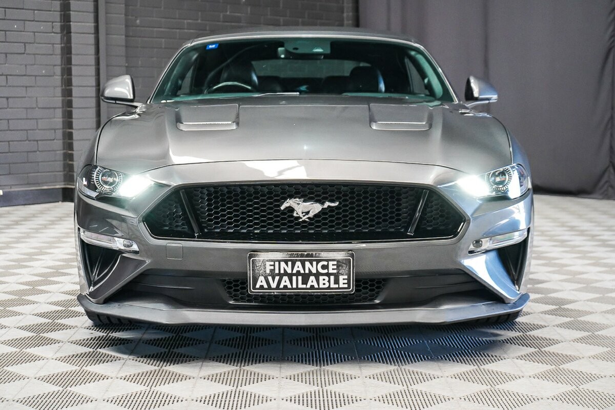 Ford Mustang image 3