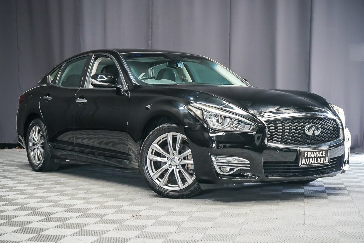 https://vehicle-cdn.autoleague.cloud/30641_U510123_1.jpg