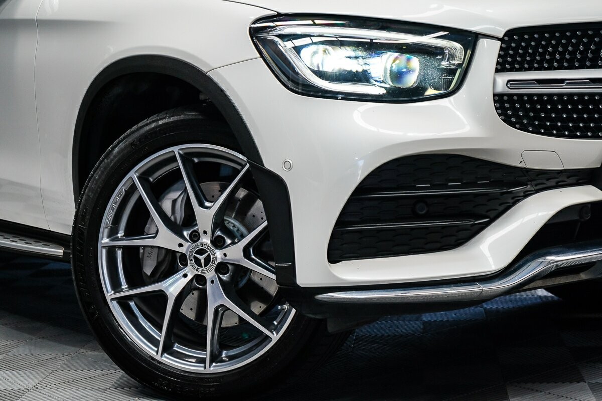 Mercedes Benz Glc-class image 2