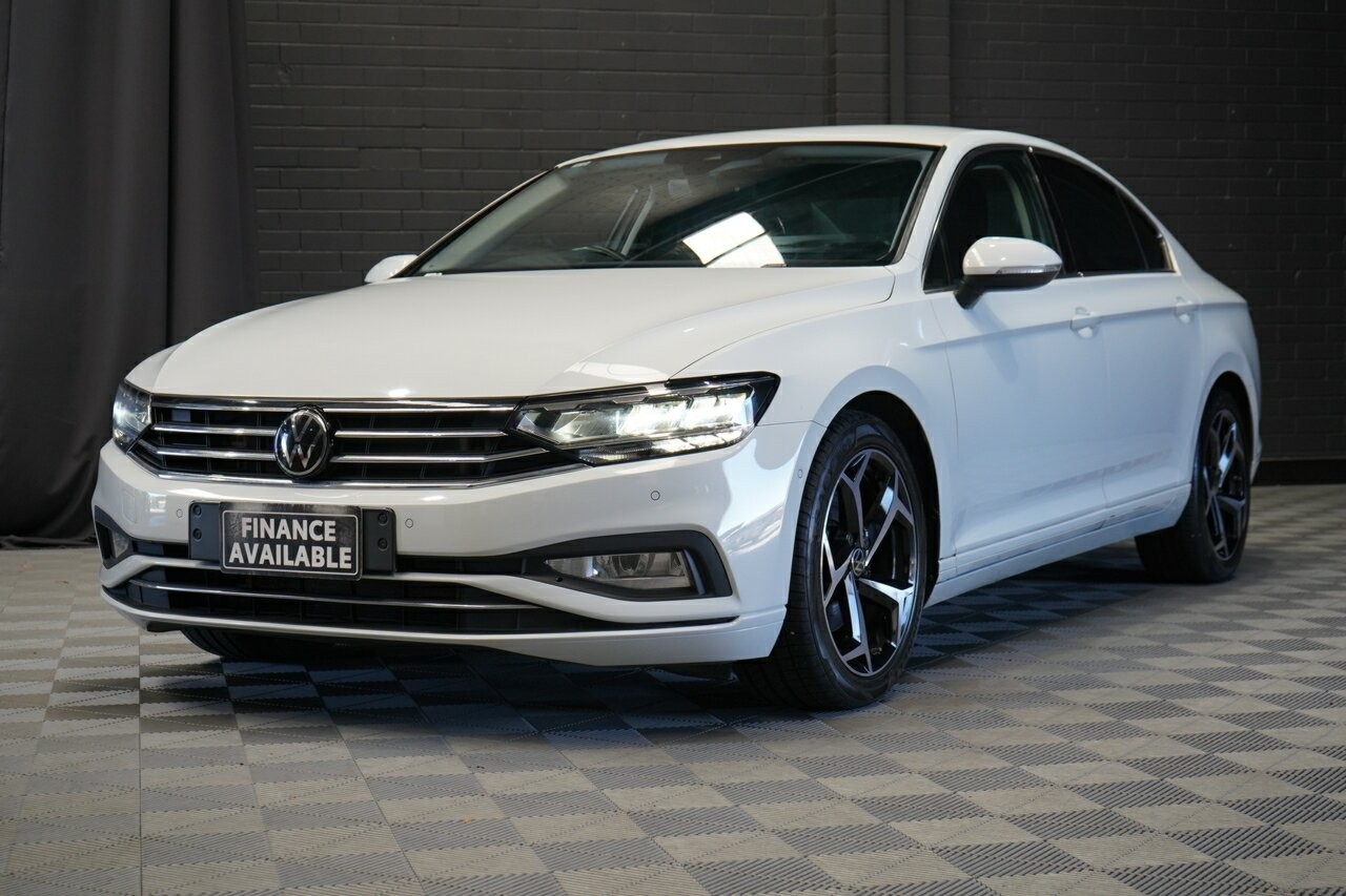 Volkswagen Passat image 4