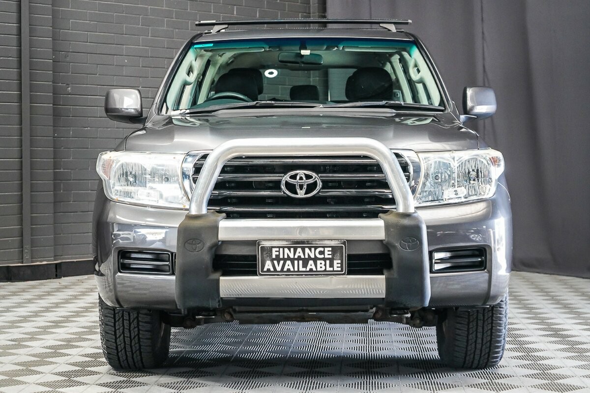 Toyota Landcruiser image 3