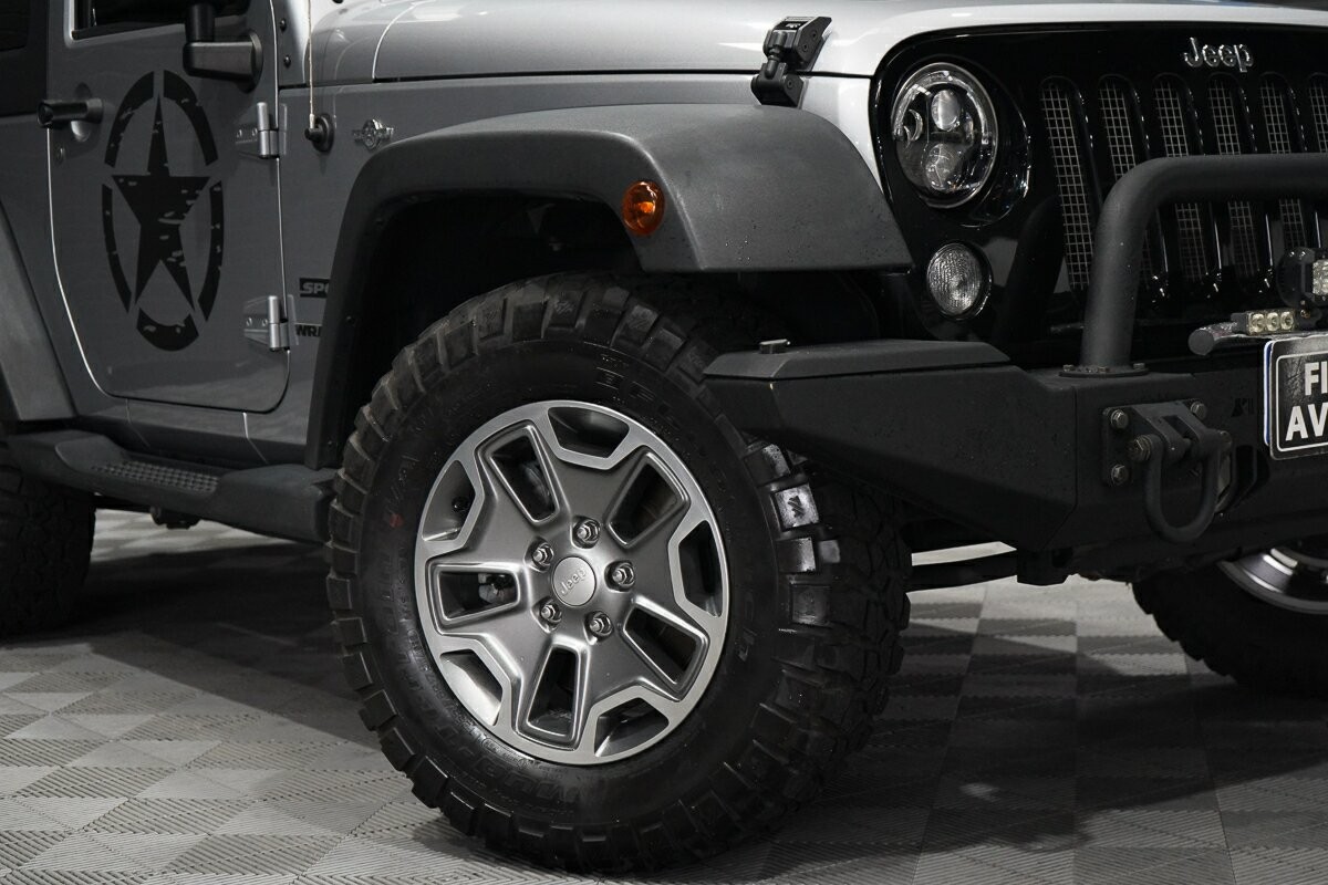 Jeep Wrangler image 2