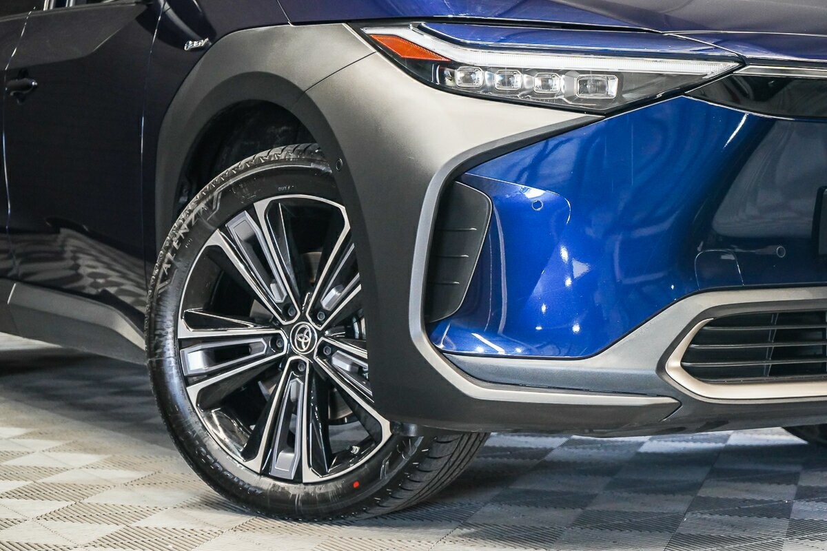 Toyota Bz4x image 2