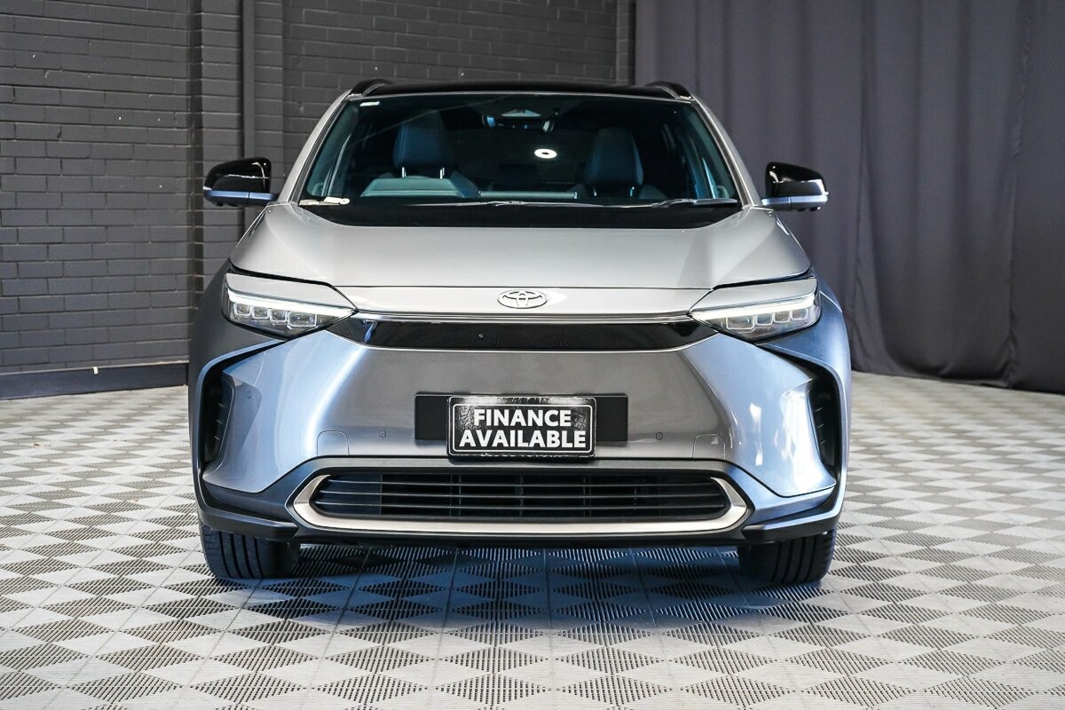 Toyota Bz4x image 3