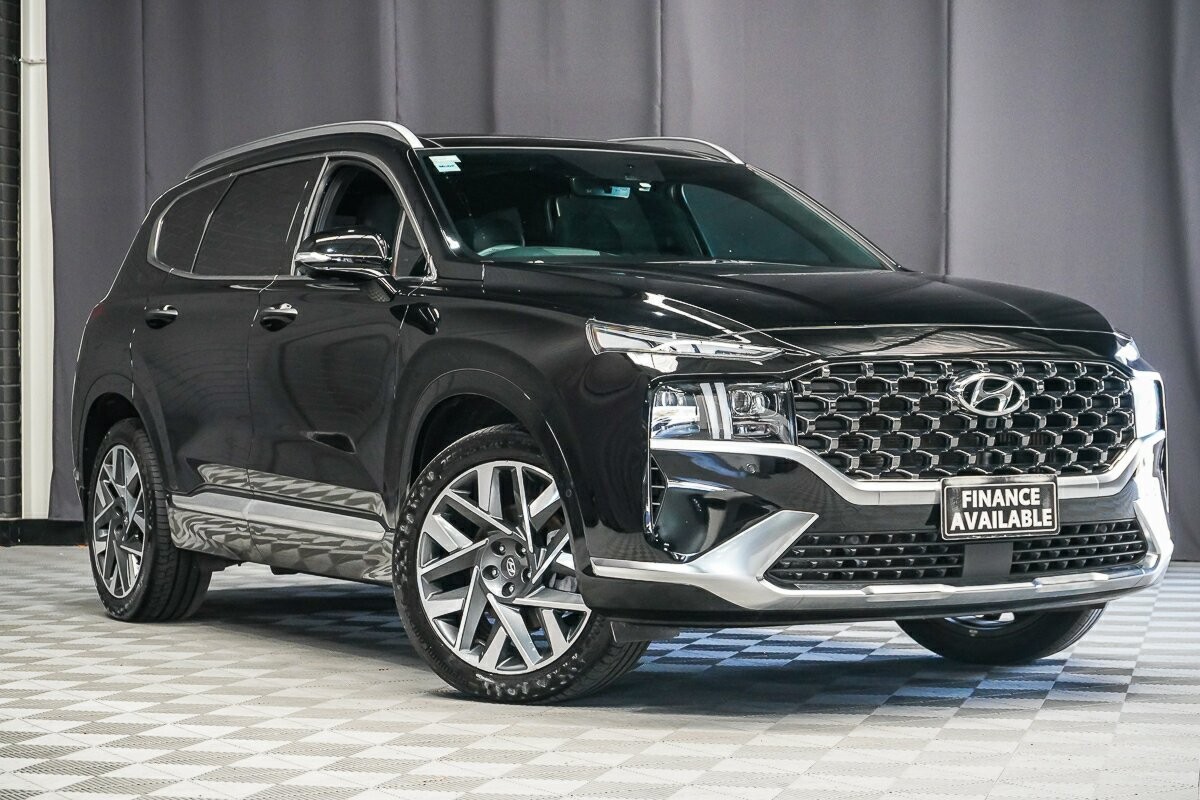 Hyundai Santa Fe image 1