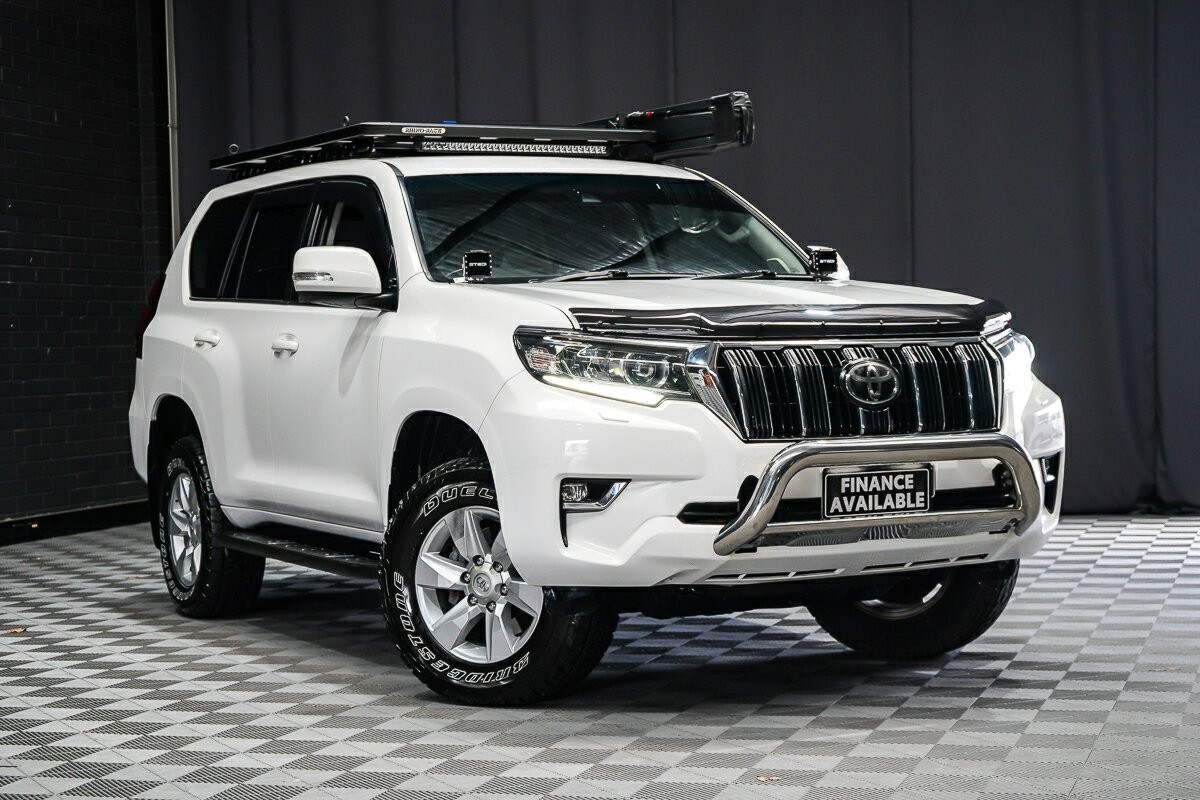 Toyota Landcruiser Prado image 1