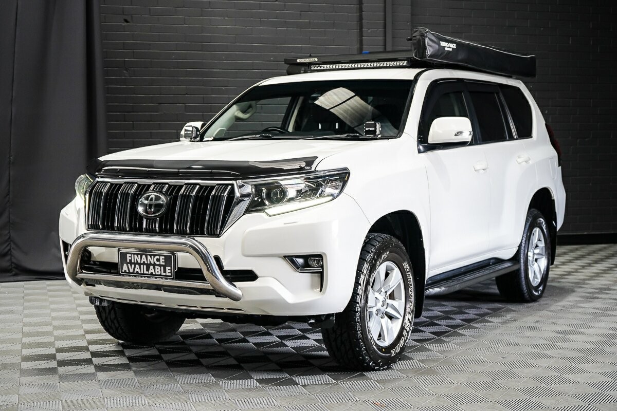 Toyota Landcruiser Prado image 4