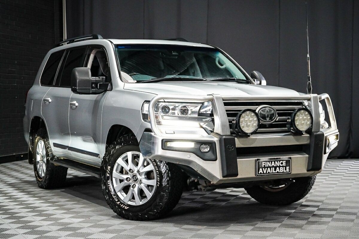 Toyota Landcruiser image 1