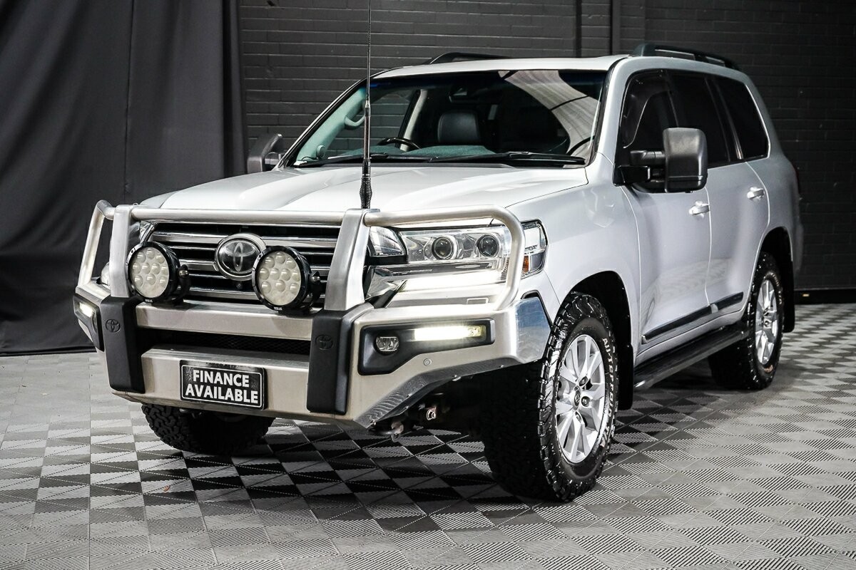 Toyota Landcruiser image 4