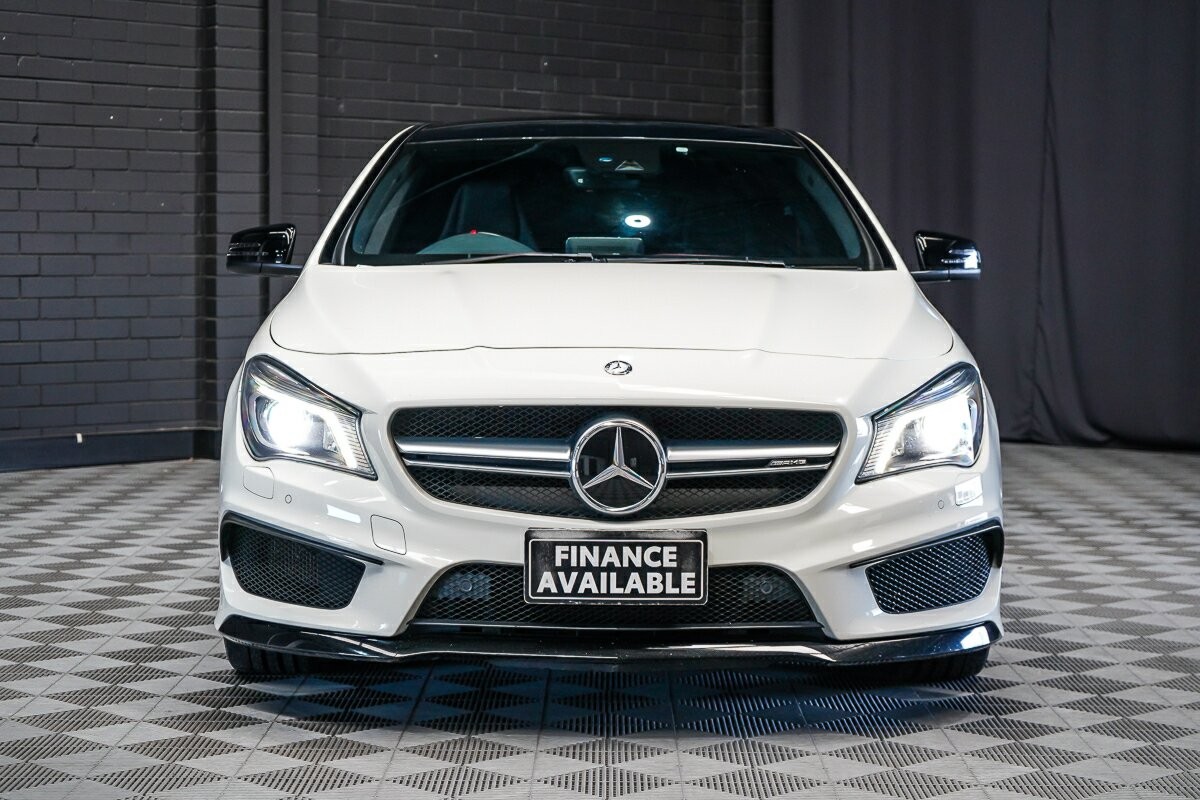 Mercedes Benz Cla-class image 3