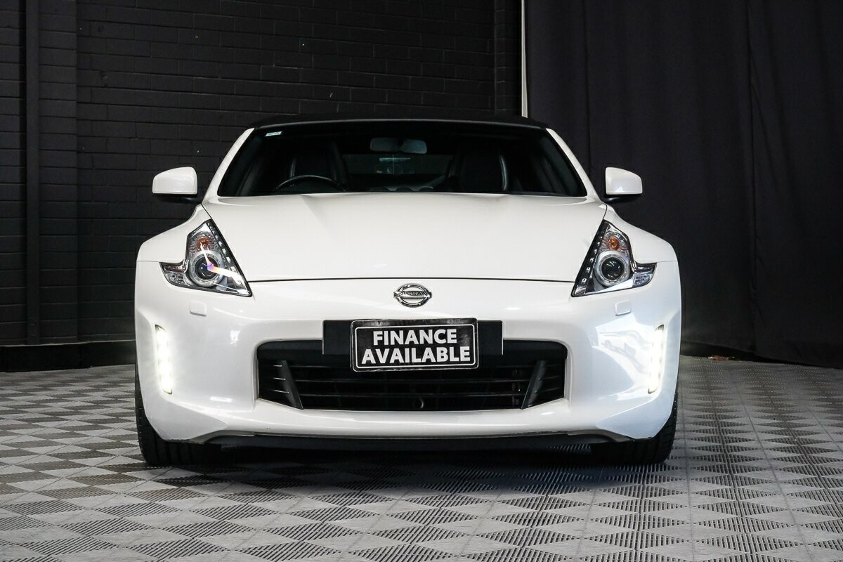 Nissan 370z image 3
