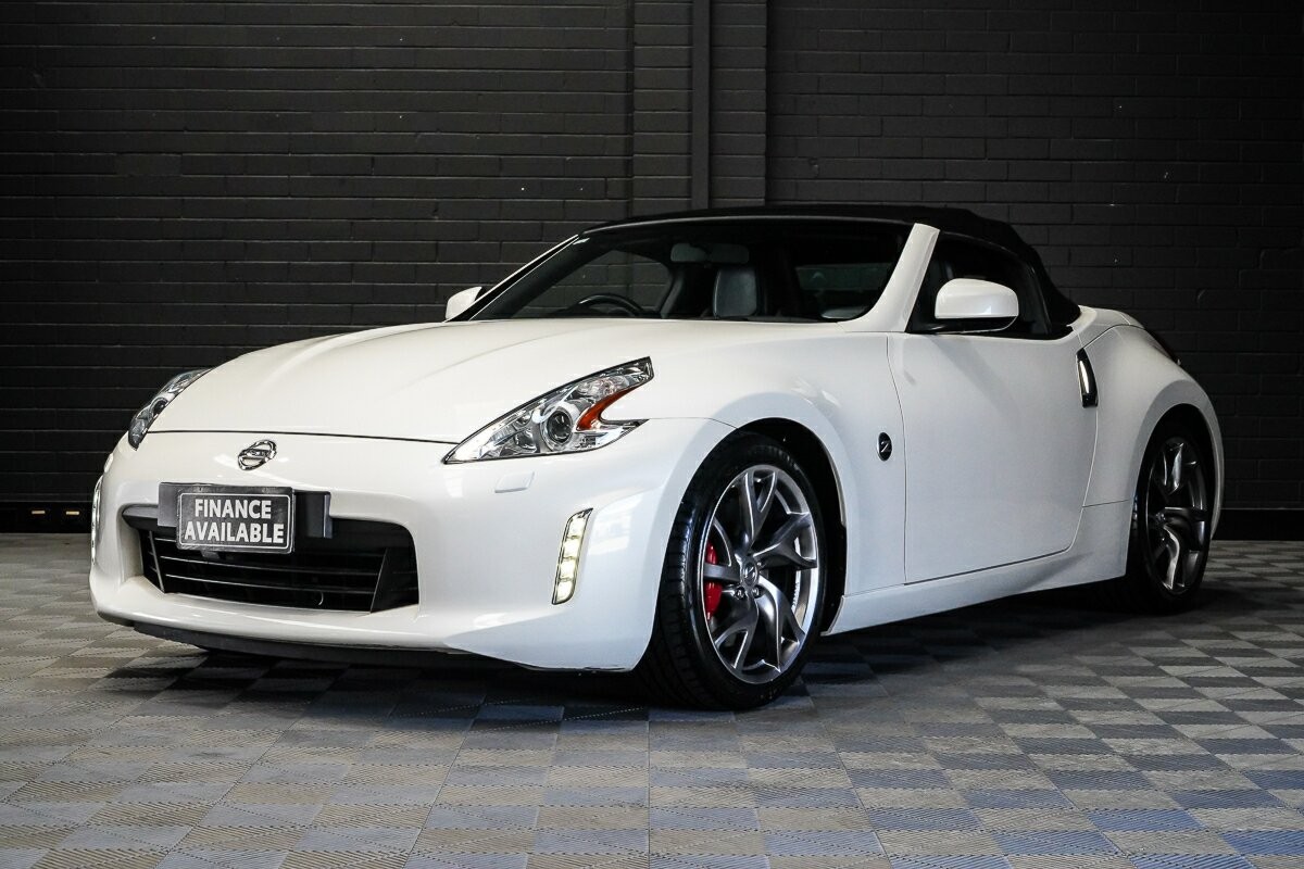 Nissan 370z image 4