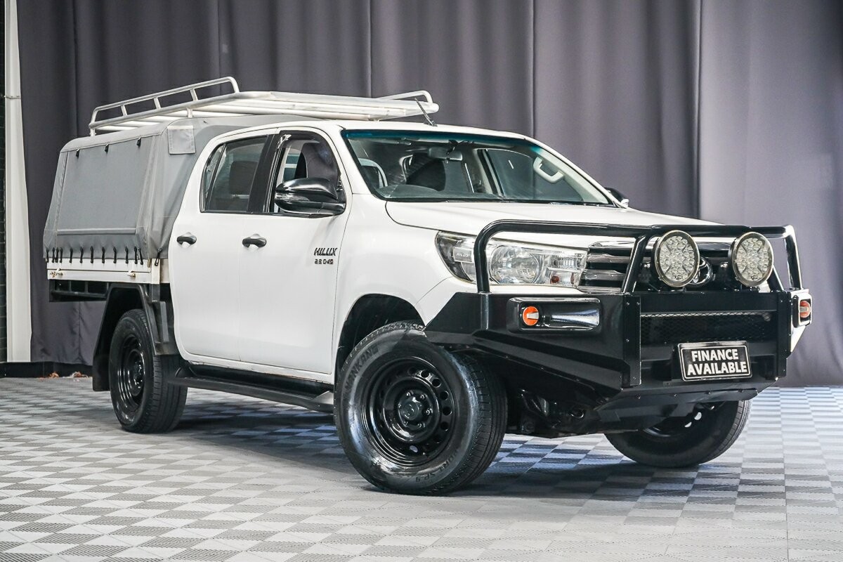 Toyota Hilux image 1