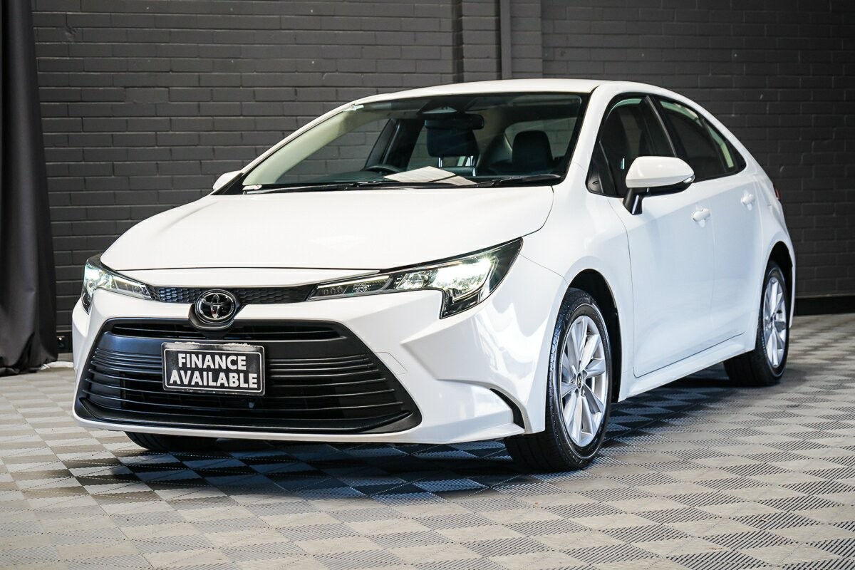 Toyota Corolla image 4