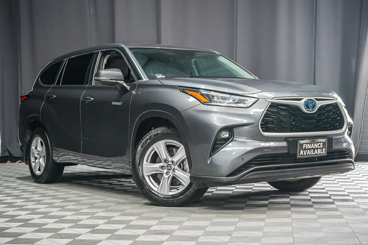 Toyota Kluger image 1