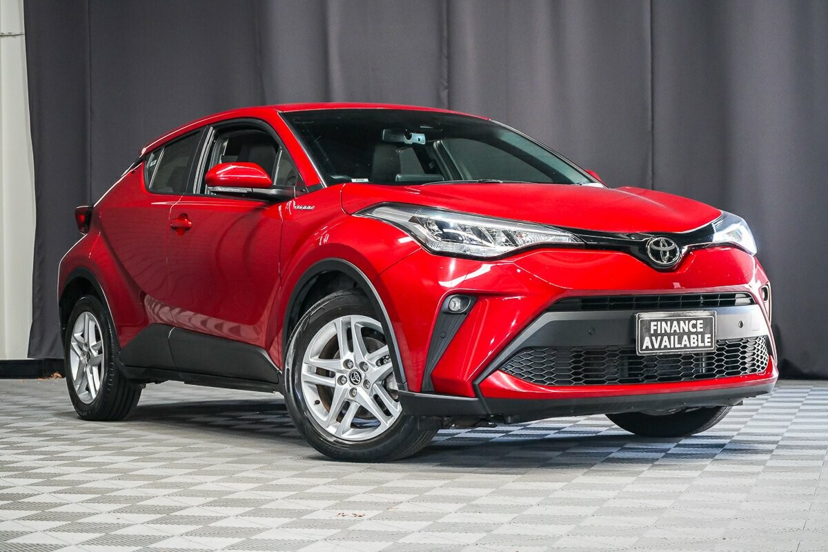 Toyota C-hr image 1