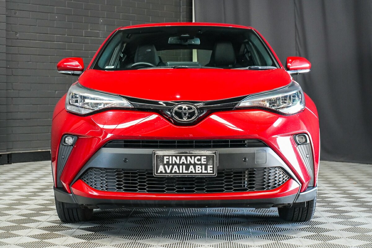 Toyota C-hr image 3