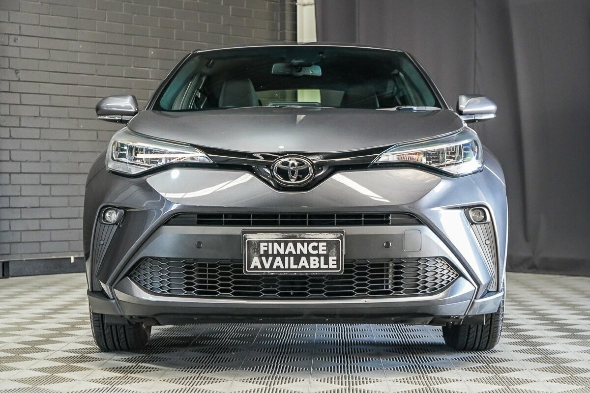 Toyota C-hr image 3
