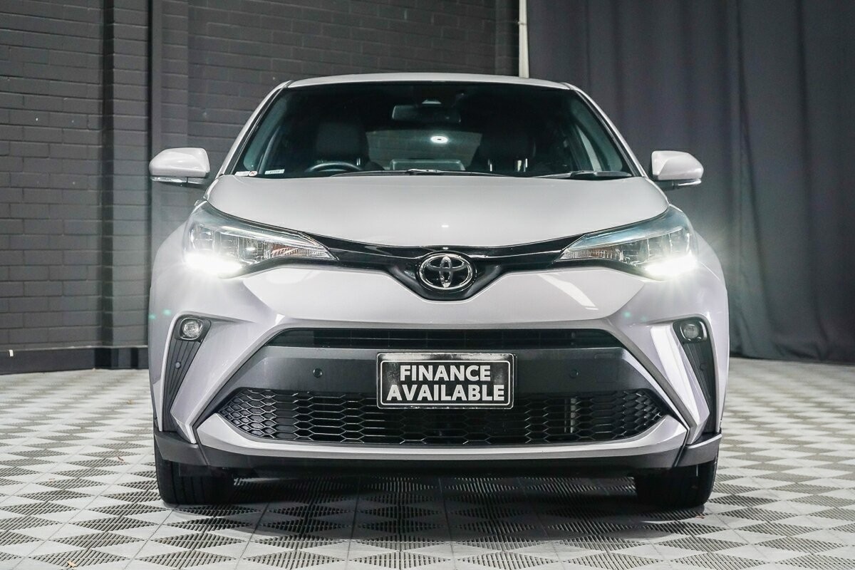 Toyota C-hr image 3