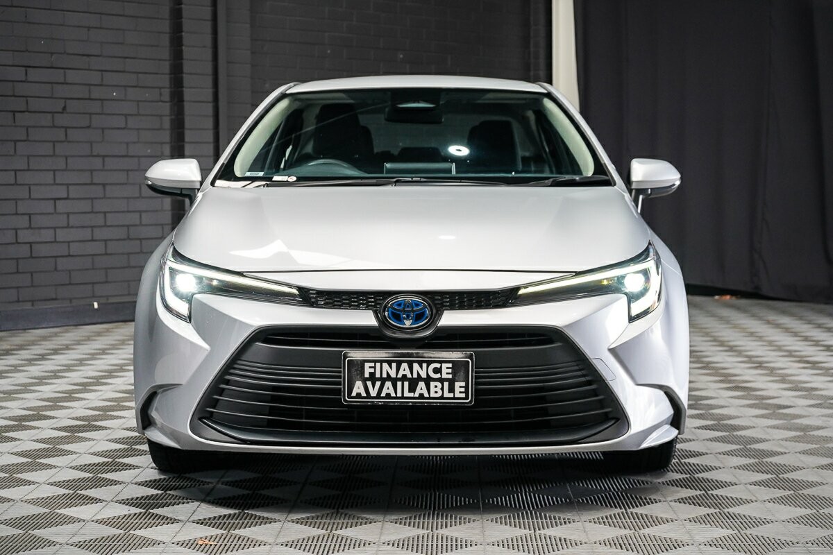 Toyota Corolla image 3