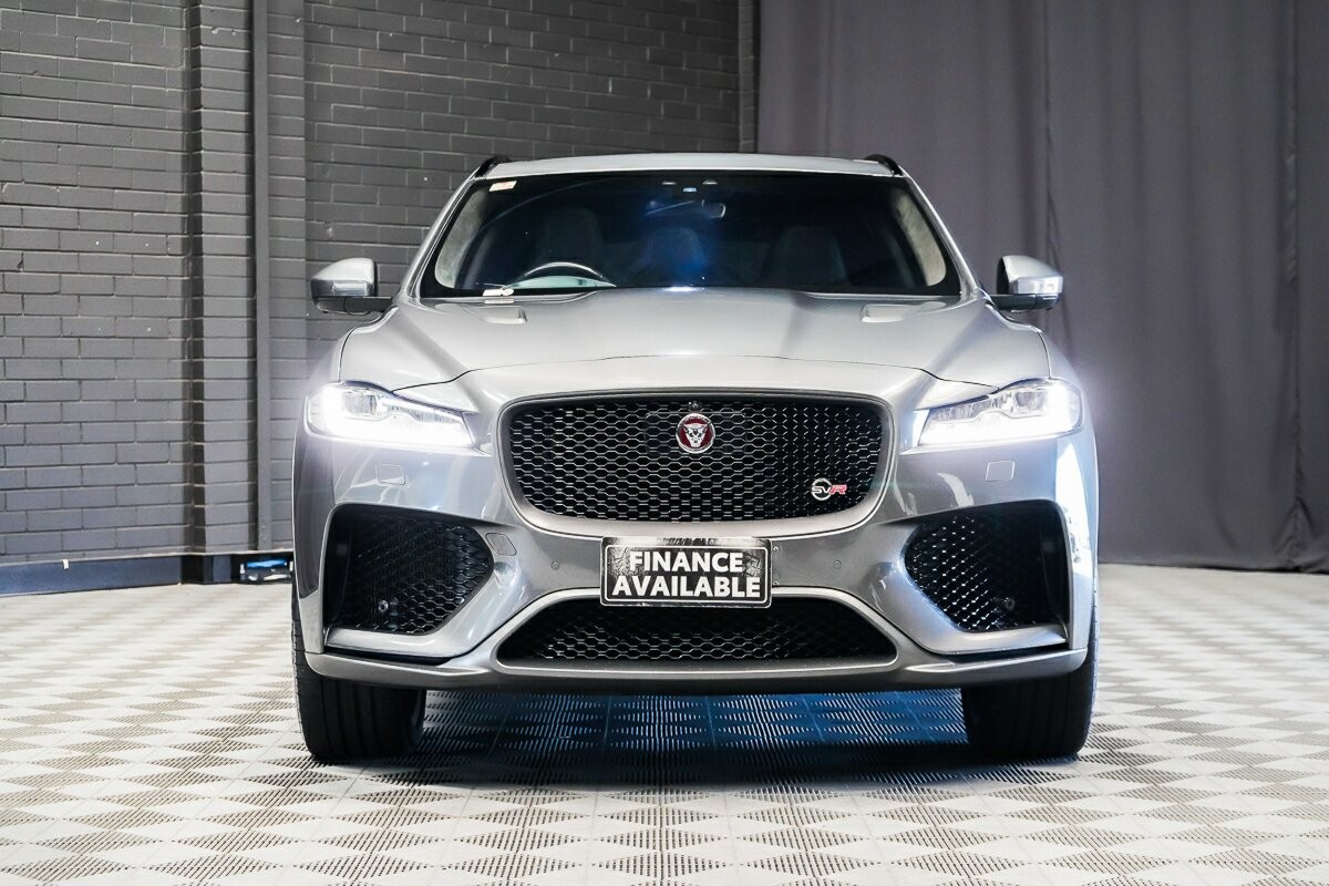Jaguar F-pace image 3
