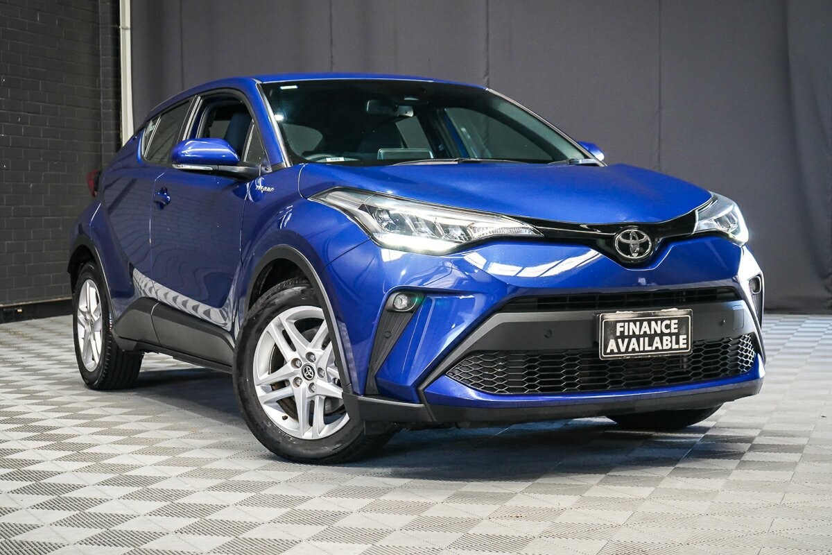 Toyota C-hr image 1