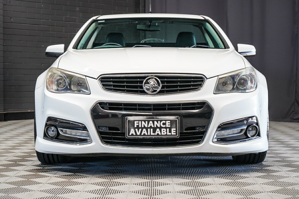 Holden Ute image 3