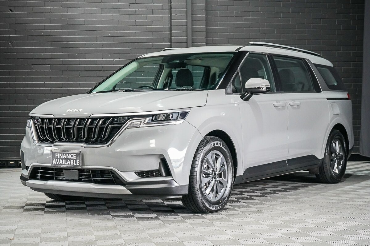 Kia Carnival image 4