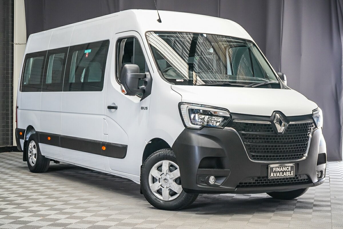 Renault Master image 1