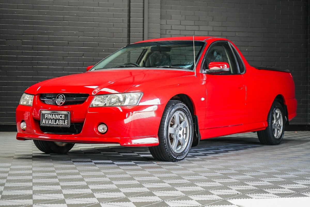 Holden Ute image 4
