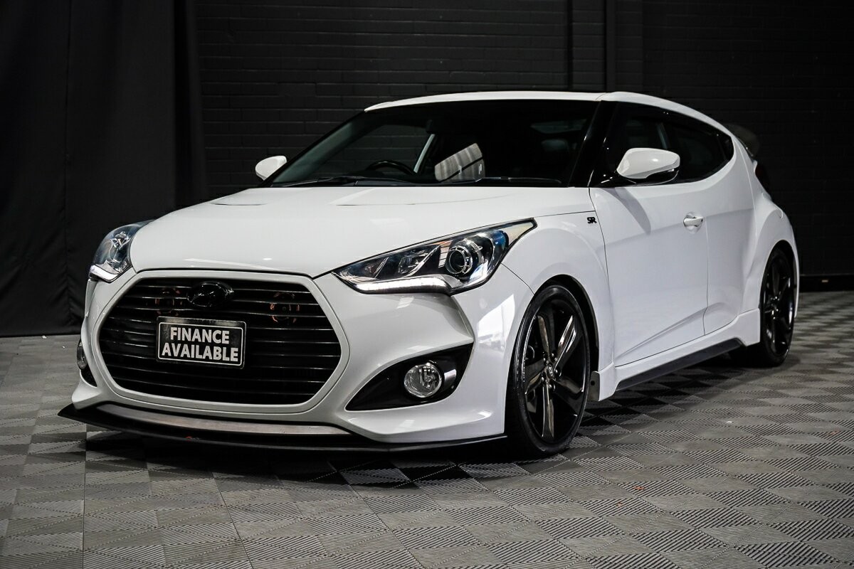 Hyundai Veloster image 4