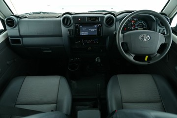 https://vehicle-cdn.autoleague.cloud/30641_U510253_11.jpg