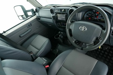 https://vehicle-cdn.autoleague.cloud/30641_U510253_15.jpg
