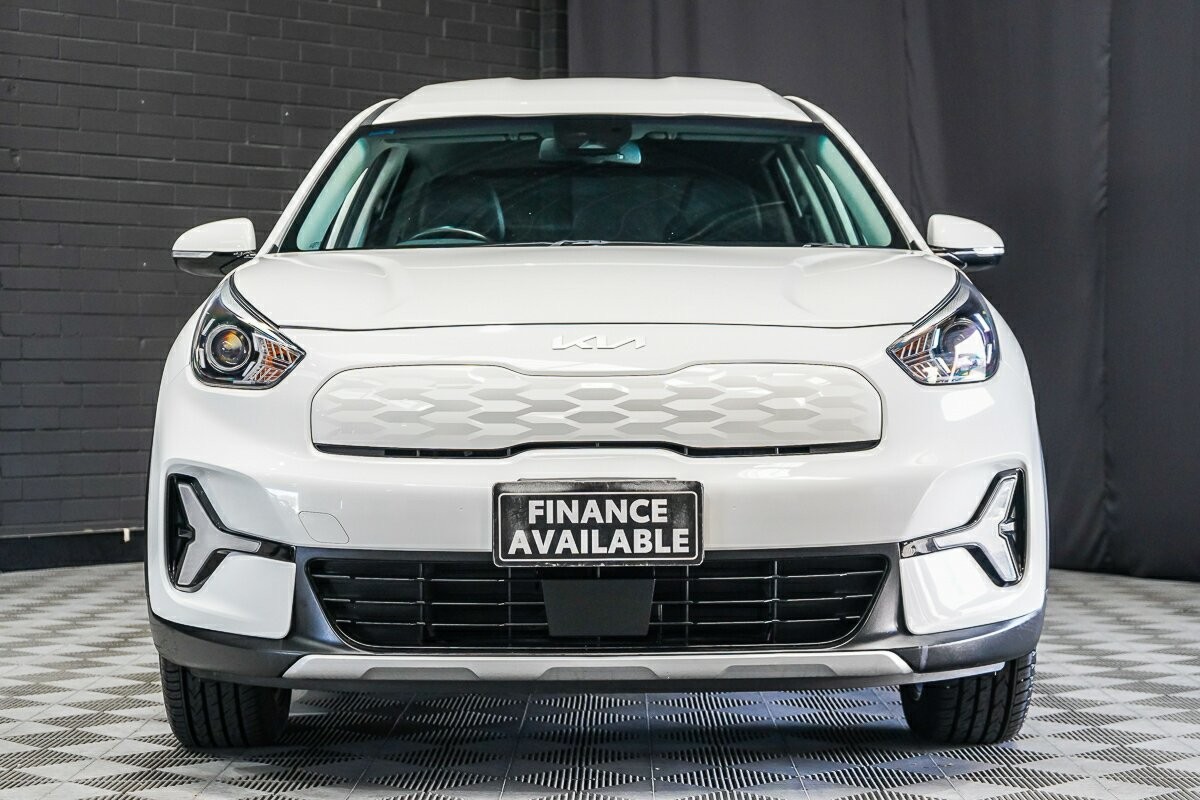 Kia Niro Plus image 3