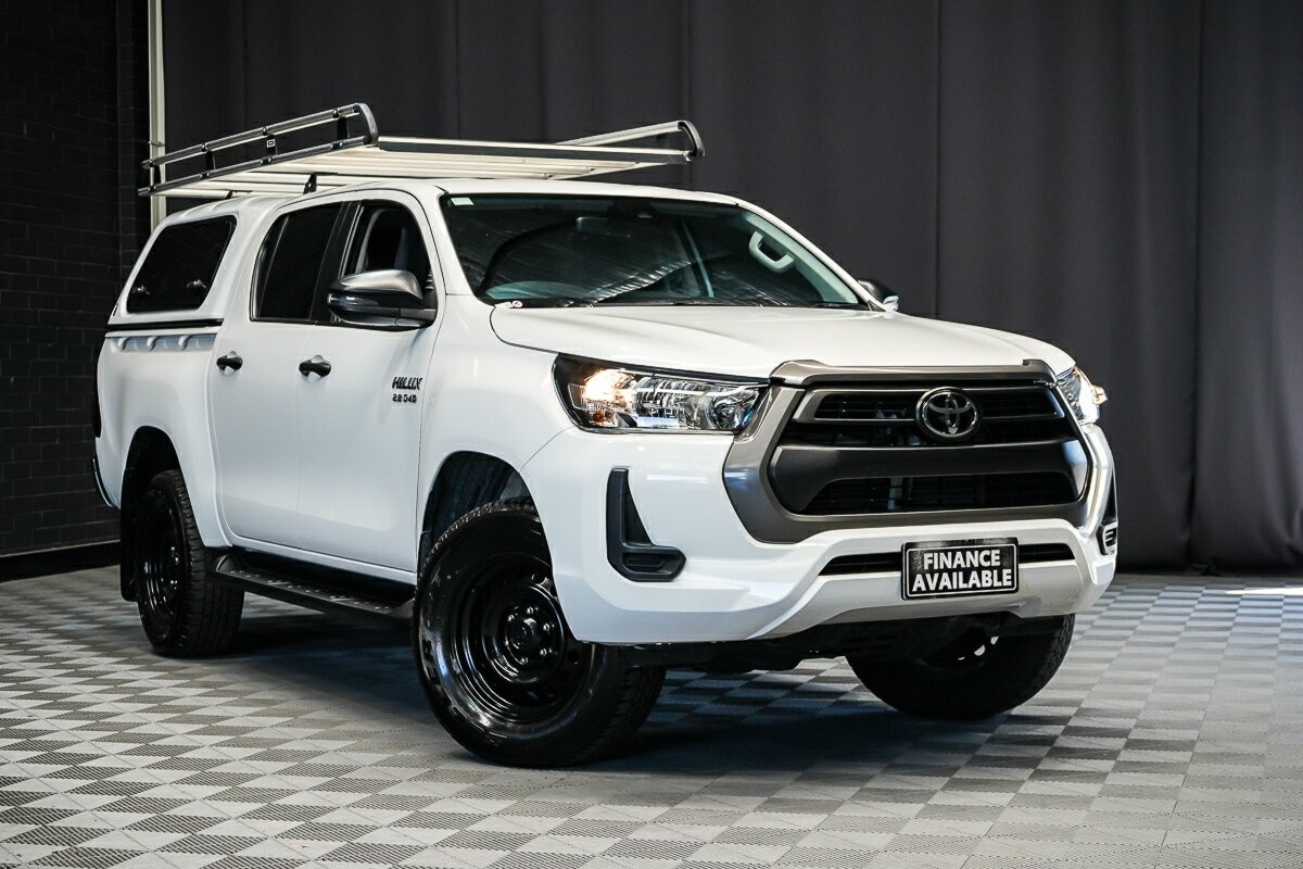 Toyota Hilux image 1