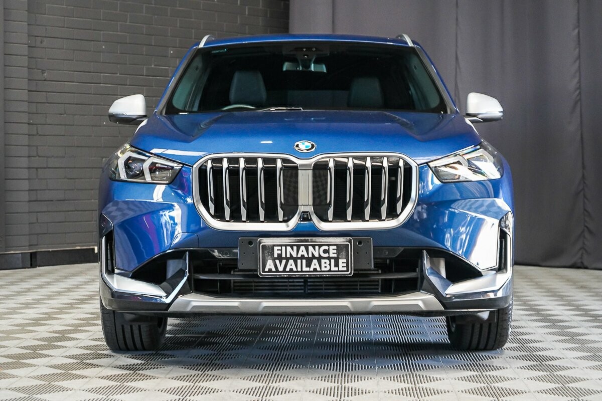 BMW X1 image 3